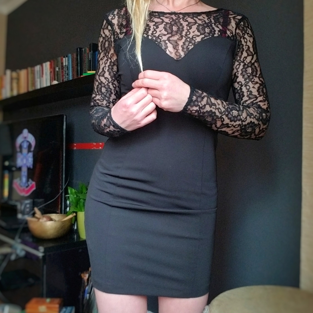 Lace Detail Bodycon Dress